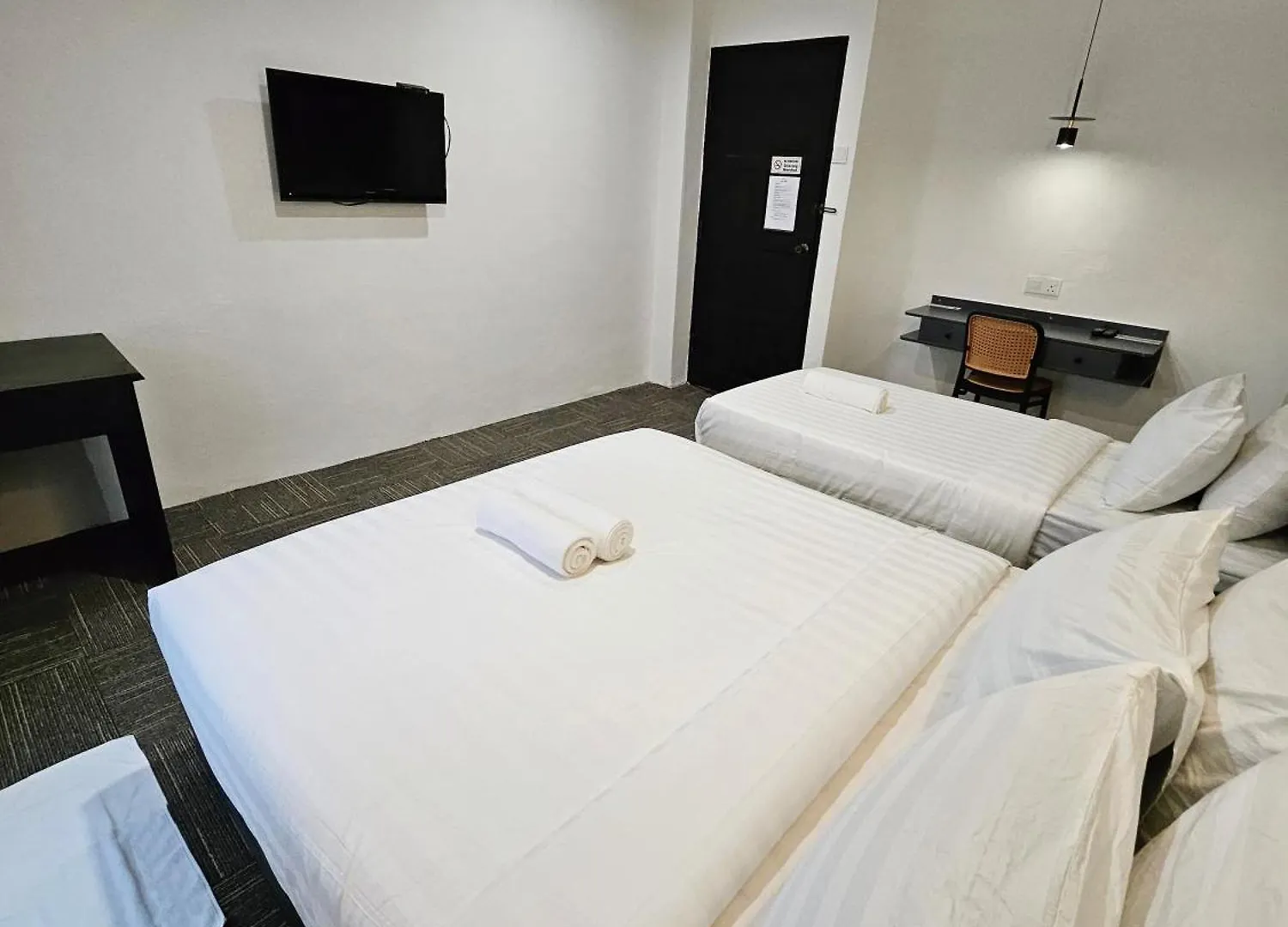 Luna Hotel By Moonknight George Town 0*,  Malaysia